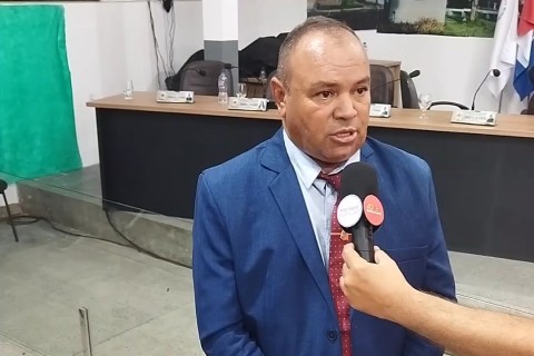 ROMENIL PINTO FECHA 2025 COM CONQUISTAS E REELEIÇÃO UNÂNIME