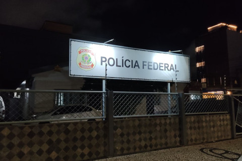 Justiça bloqueia mais de R$ 8 milhões e cumpre mandados em operação contra desvio de recursos na Prefeitura de Feira de Santana